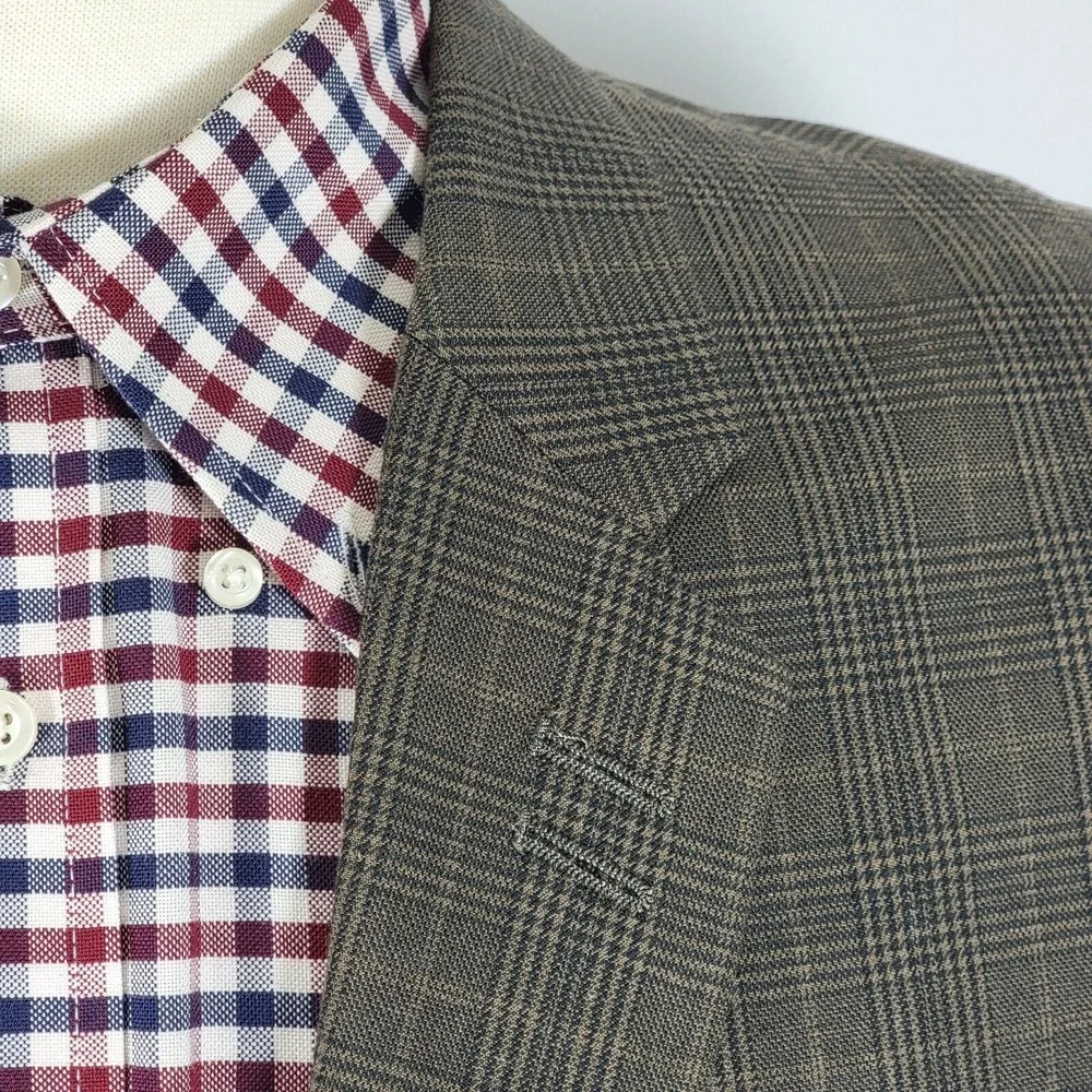 Haggar Mens Sport Coat Blazer Two Button Brown Plaid Cotton Poly Rayon Blend 44L